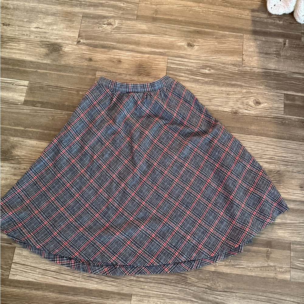 Gray Pleated Midi Skirt for Casual and Work